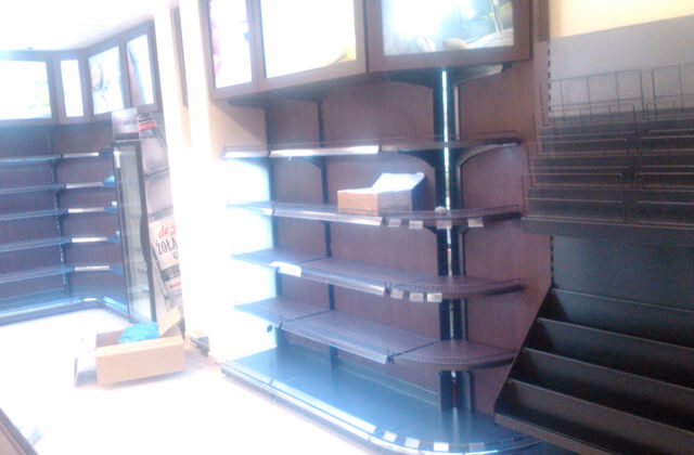 Montaż mebli sklepowych Społem